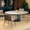 Mesa Luxo de Tonin casa. Muebles modernos de hogar.