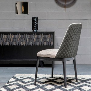 Silla Cleo de Tonin casa. Muebles modernos de hogar.