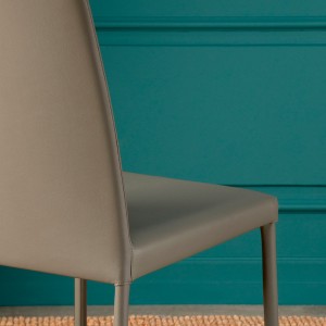 Silla Pop de Tonin casa. Muebles modernos de hogar.