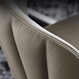 Silla Chrishell ML de Cattelan Italia. Sillas tapizadsa. Sillas de comedor.