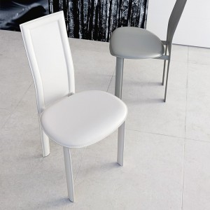 Silla Lara de Cattelan Italia. Sillas tapizada en cuero. Sillas de diseño.