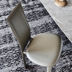 Silla Lara de Cattelan Italia. Sillas tapizada en cuero. Sillas de diseño.