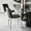 Silla Magda ML Couture de Cattelan Italia. Silla con brazos. Sillas tapizadas.