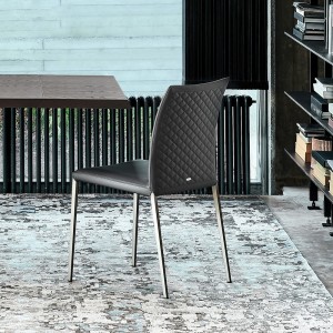 Silla Norma ML Couture de Cattelan Italia. Silla de acero. Sillas de diseño.