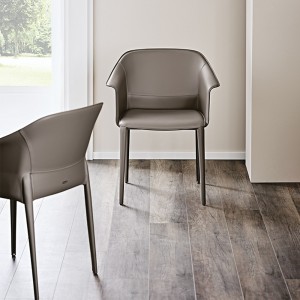 Silla Zuleika de Cattelan Italia. Silla de acero tapizada. Sillas de diseño.