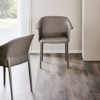 Silla Zuleika de Cattelan Italia. Silla de acero tapizada. Sillas de diseño.