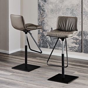 Taburete Axel de Cattelan Italia. Taburete tapizado. Tabureters de diseño.