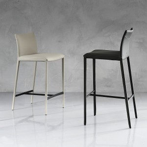 Taburete Norma de Cattelan Italia. Muebles modernos italianos. Taburete modernos.