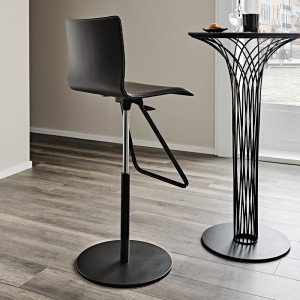 Taburete Toto de Cattelan Italia. Muebles modernos italianos. Taburetes giratorios.