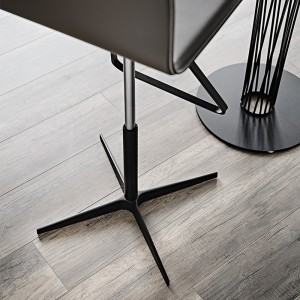 Taburete Toto X de Cattelan Italia. Muebles modernos italianos.