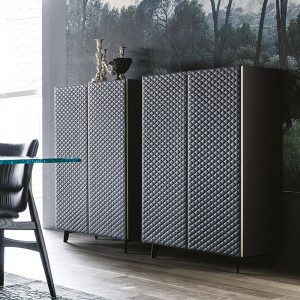 Aparador Tiffany de Cattelan Italia con luz opcional.