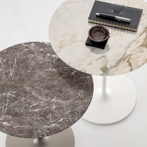 Mesita Glow de Alivar. Muebles modernos italianos. Mesas de diseño exclusivo.