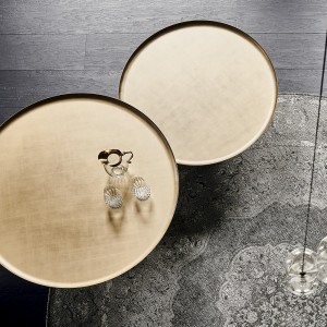 Mesa auxiliar Amerigo de Cattelan Italia. Mesa auxiliar con diseño moderno y elegante.