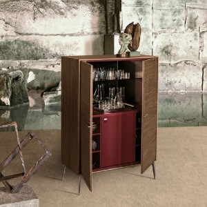 Mueble Bar Shake de Alivar. Muebles elegantes de diseño italiano. Mobiliarios clásicos.