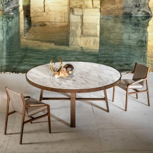 Mesa Compass de Alivar. Muebles modernos italianos. Mobiliario de diseño.