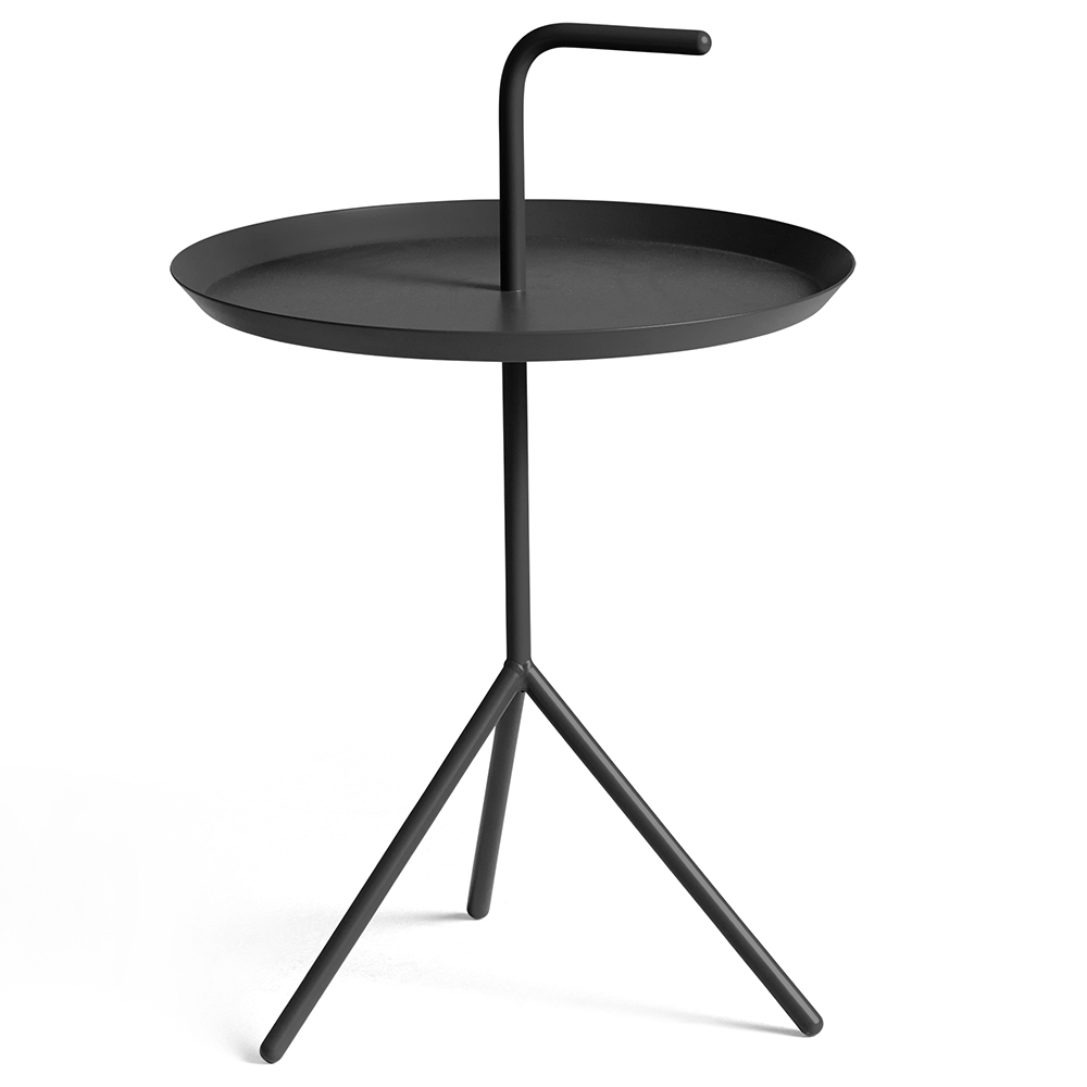 Mesa de acero Don't leave me moderna y elegante de Hay para instalaciones.