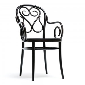 Sillón 004 madera de Ton. Sillones de restaurantes, para variados interiores.