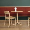 Mesa Pastis Hay. Diseño moderno e Ideal para comedor, salón o restaurantes.
