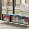Aparador Colour Cabinet piso vidrio Hay. Diseño de muebles para Interiores.