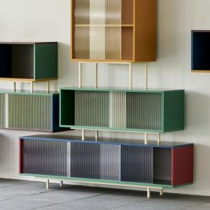 Aparador Colour Cabinet piso vidrio Hay. Diseño de muebles para Interiores.