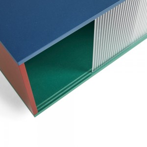 Aparador Colour Cabinet piso vidrio Hay. Diseño de muebles para Interiores.