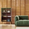 Aparador Colour Cabinet Tall de Hay. Diseño moderno ideal para salones.