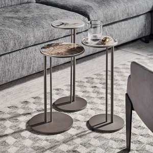 Mesita Sting de Cattelan Italia. Muebles modernos italianos. Mesas auxiliares.