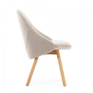 Silla Albu tapizada de Ton. Sillas de restaurantes, varios interiores.