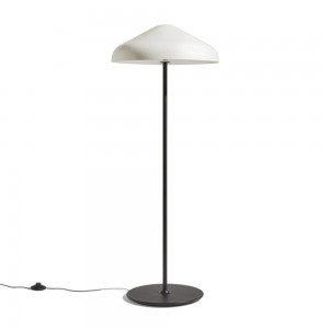 Lámpara pie Pao Steel Hay. Excelente lámpara de LED ideal para salones.