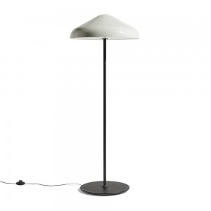 Lámpara pie Pao Steel Hay. Excelente lámpara de LED ideal para salones.