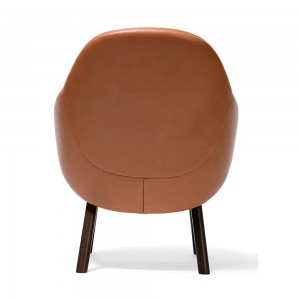 Sillón Lounge Albu tapizado de Ton. Sillones restaurante, de interior.