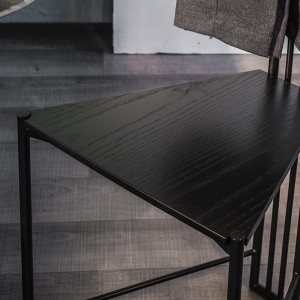Galán de noche Yannik de Cattelan Italia con asiento tapizado opcional.