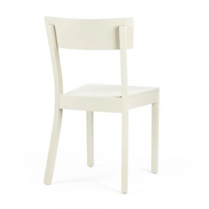 Silla Bergamo madera de Ton. Sillas de restaurante, para variados interiores.