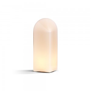 Lámpara sobremesa Parade Hay. Iluminación de diseño para espacios interiores.