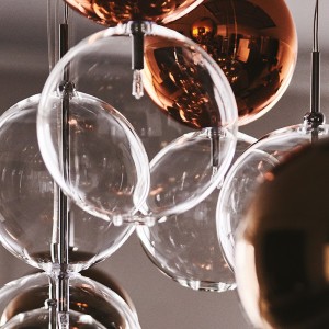 Lámpara colgante Apollo de Cattelan Italia. Lámparas con esferas de vidrio.