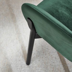 Sillón Ginger_37 de Ton. Sillones para comedor, de variados interiores.