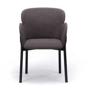 Sillón Ginger_37 de Ton. Sillones para comedor, de variados interiores.