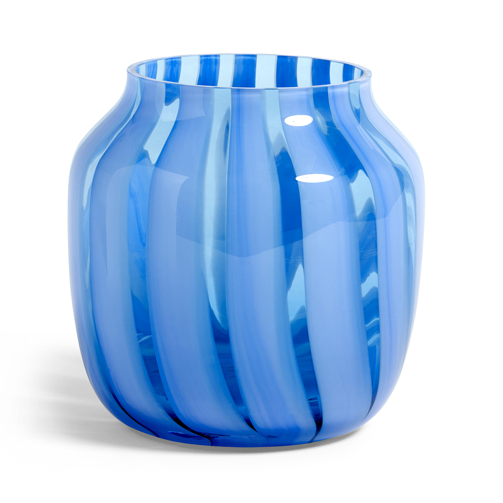 Florero Juice Vase de Hay. Diseño de omplementos originales para el hogar.