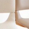 Silla Leaf tapizada de Ton. Sillas para comedor, variedad de interiores.