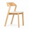 Silla Merano tapizada de Ton. Sillas de restaurantes, para interiores.