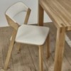 Silla Merano tapizada de Ton. Sillas de restaurantes, para interiores.
