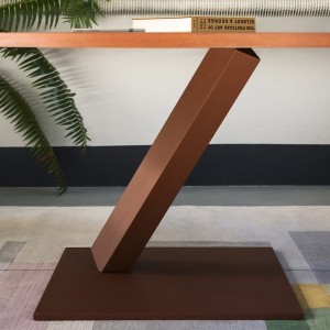Mesa redonda Element de Desalto. Mesas para comer de diseño italiano.