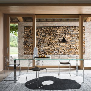 Mesa Liko Glass 404 fija de Desalto. Mesas de cristal de diseño italiano.