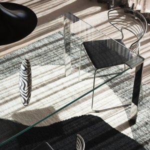 Mesa Liko Glass 404 fija de Desalto. Mesas de cristal de diseño italiano.