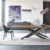 Mesa Lancer Wood de Cattelan Italia. Mesa moderna. Mesas para coemdor de cristal.