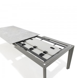 Mesa Skin Extensible Desalto. Mesa moderna apta para interiores y exteriores.