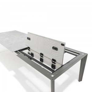 Mesa Skin Extensible Desalto. Mesa moderna apta para interiores y exteriores.