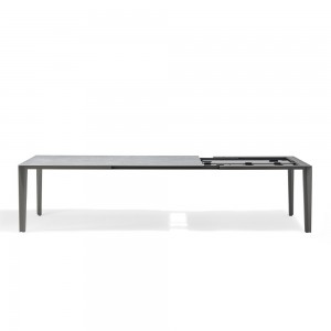 Mesa Skin Extensible Desalto. Mesa moderna apta para interiores y exteriores.