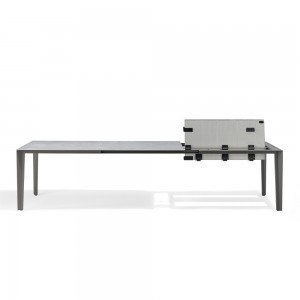 Mesa Skin Extensible Desalto. Mesa moderna apta para interiores y exteriores.