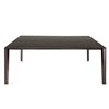 Mesa Skin en madera fija Desalto. Mesa de diseño italiano ideal para interiores.